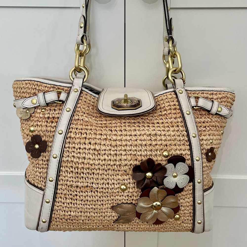 Coach shoulder bag